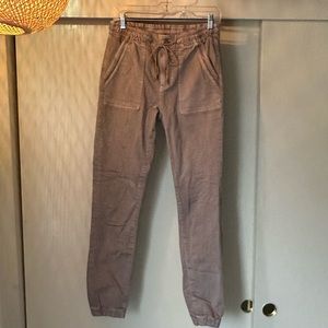 American Eagle next level high waisted joggers mauve size 10 long